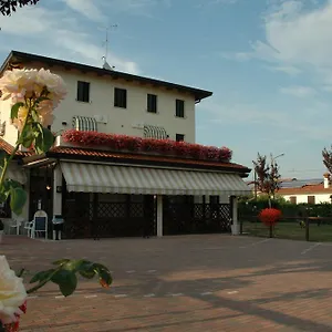 Terzo Bacino Couette-café